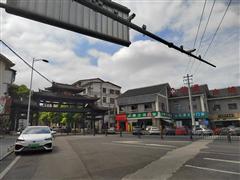 花溪孟关主街60平双门头门面出租